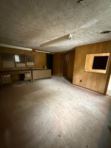 133 Old Campus Road, Frenchburg, KY 40322