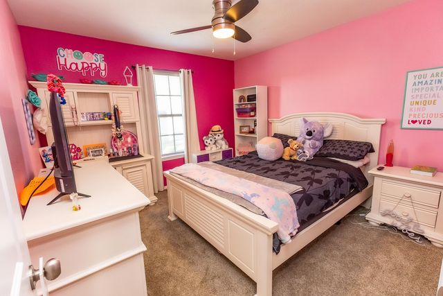2205 W Drake Street, Springfield, MO 65810