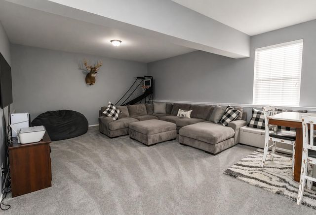 2205 W Drake Street, Springfield, MO 65810