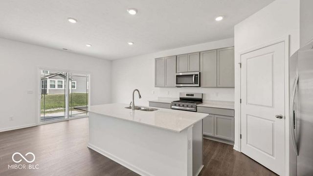 9138 Steinbeck Lane, Indianapolis, IN 46239