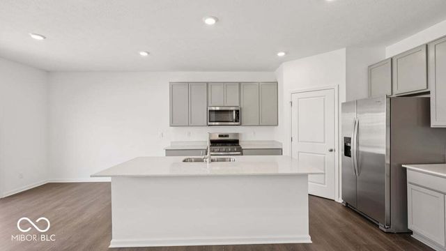 9138 Steinbeck Lane, Indianapolis, IN 46239