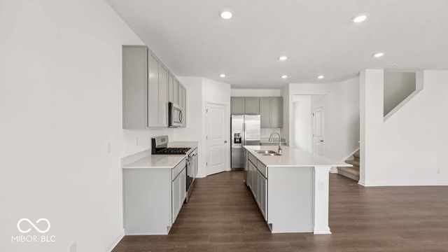 9138 Steinbeck Lane, Indianapolis, IN 46239