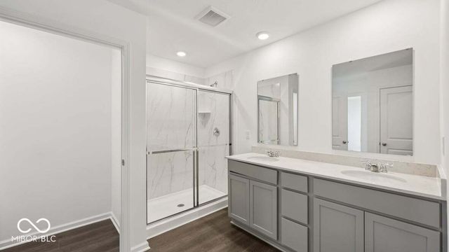 9138 Steinbeck Lane, Indianapolis, IN 46239