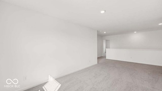 9138 Steinbeck Lane, Indianapolis, IN 46239