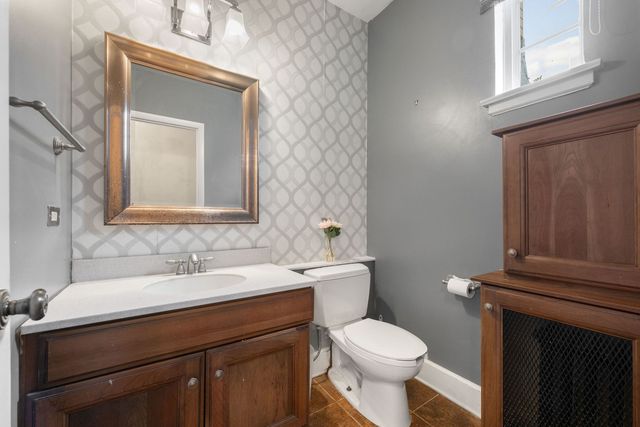 1210 William Street, River Forest, IL 60305