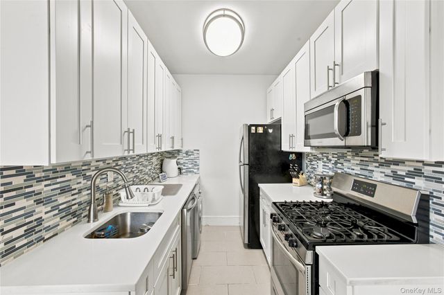 1100 Grand Concourse 5J, Bronx, NY 10456