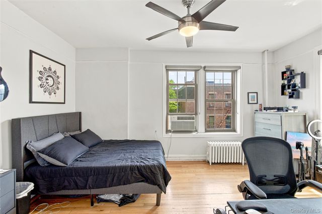 1100 Grand Concourse 5J, Bronx, NY 10456