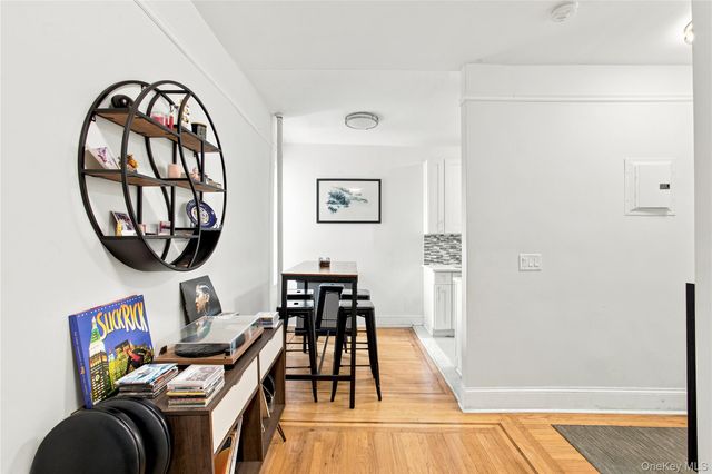 1100 Grand Concourse 5J, Bronx, NY 10456
