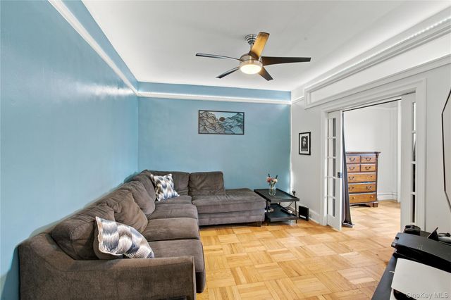 1100 Grand Concourse 5J, Bronx, NY 10456