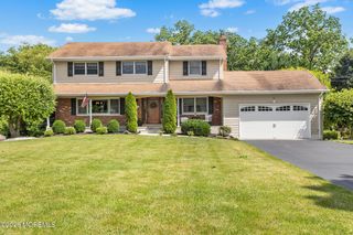 22 Meadowbrook Lane, Freehold, NJ 07728