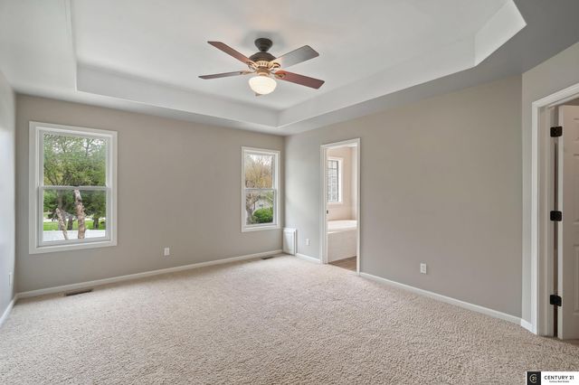 16650 Redwood Street, Omaha, NE 68136