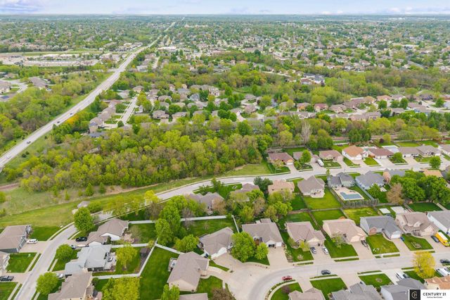 16650 Redwood Street, Omaha, NE 68136