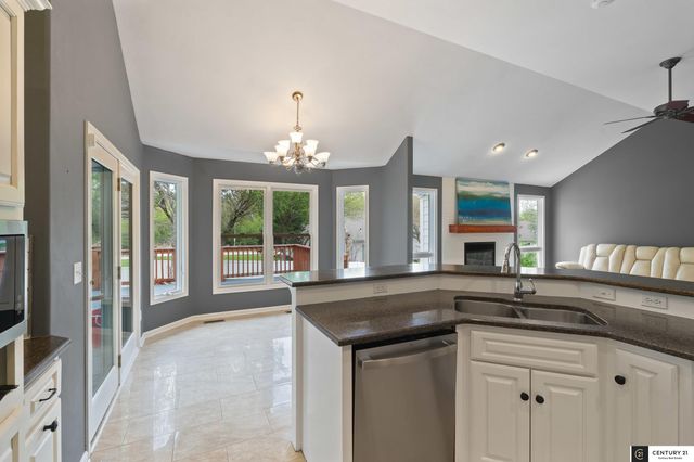 16650 Redwood Street, Omaha, NE 68136