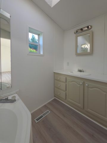 1589 Jade Street, Ogilvie, MN 56358