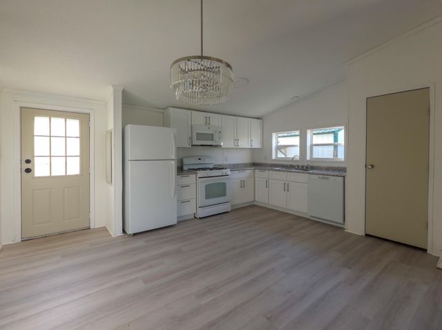 1589 Jade Street, Ogilvie, MN 56358