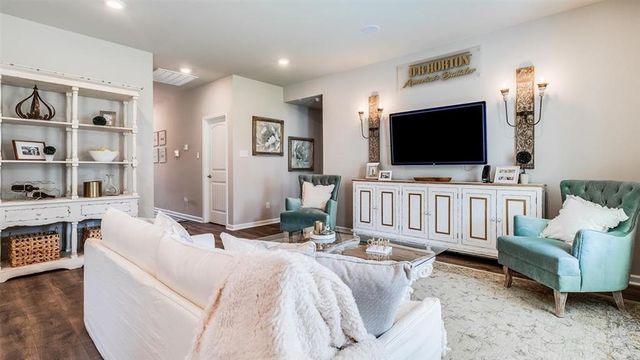 252 Pipers Lane, Sulphur, LA 70665