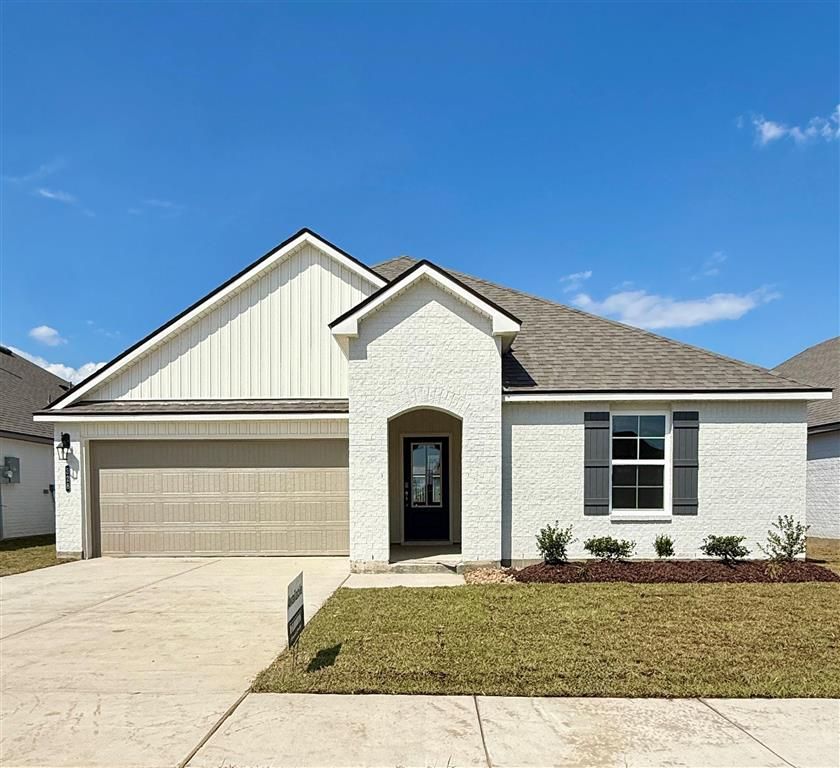 252 Pipers Lane, Sulphur, LA 70665