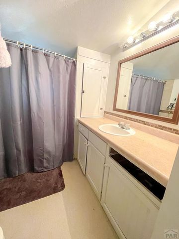 1322 Lincoln Ave, La Junta, CO 81050