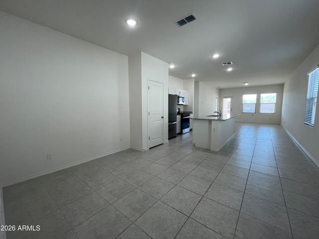 4722 N 194TH Drive, Litchfield Park, AZ 85340