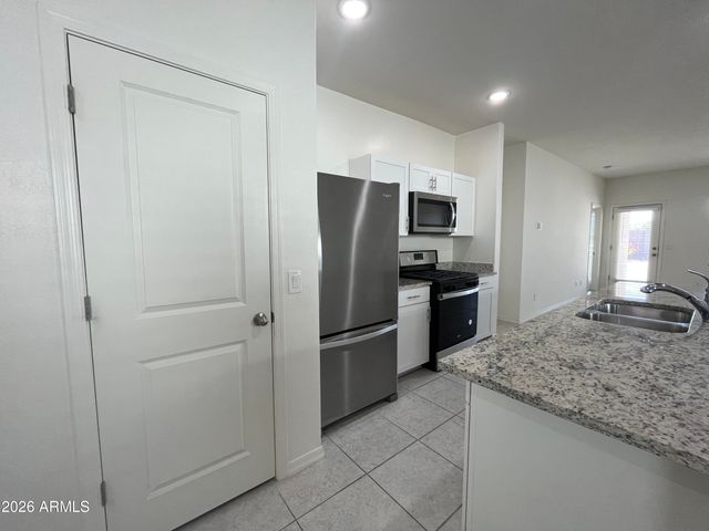 4722 N 194TH Drive, Litchfield Park, AZ 85340