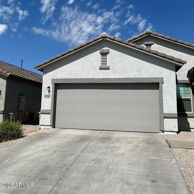 4722 N 194TH Drive, Litchfield Park, AZ 85340