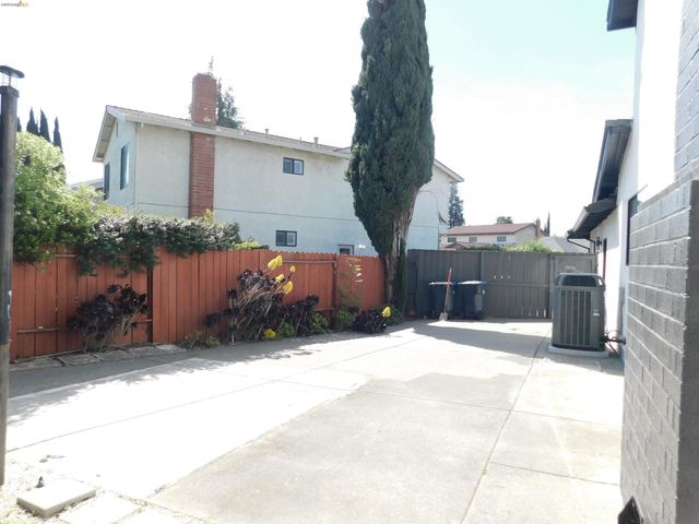 3042 Potrero Way, Fairfield, CA 94534