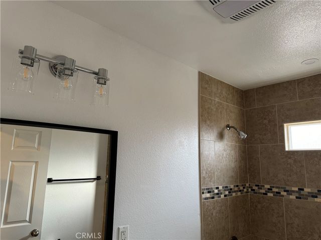 847 W Gage Avenue, Los Angeles, CA 90044