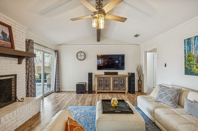 3416 Lawndale Avenue, Fort Worth, TX 76133