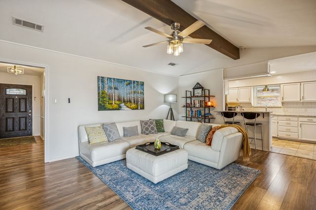 3416 Lawndale Avenue, Fort Worth, TX 76133