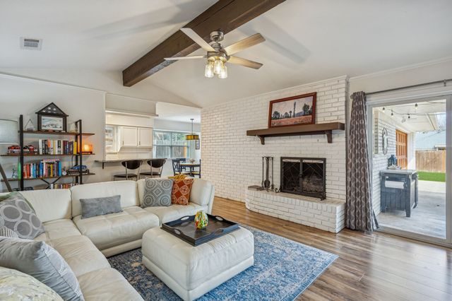 3416 Lawndale Avenue, Fort Worth, TX 76133