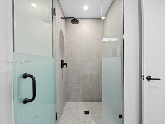 121 NE 5th St 3704, Miami, FL 33132