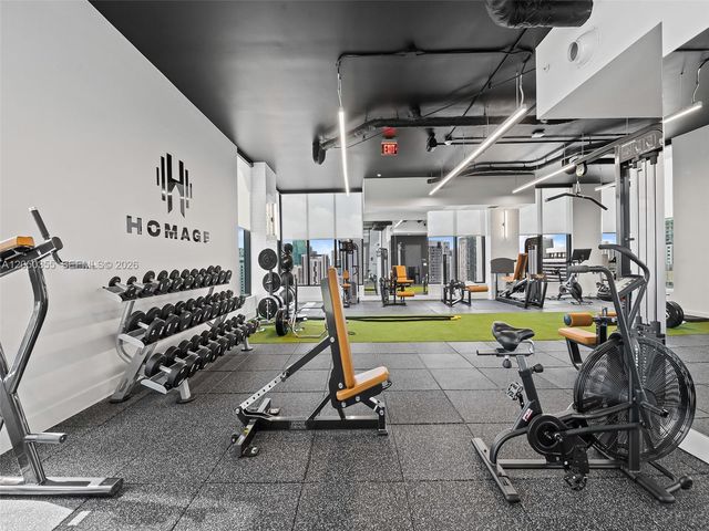 121 NE 5th St 3704, Miami, FL 33132
