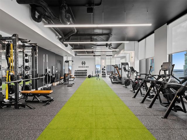 121 NE 5th St 3704, Miami, FL 33132