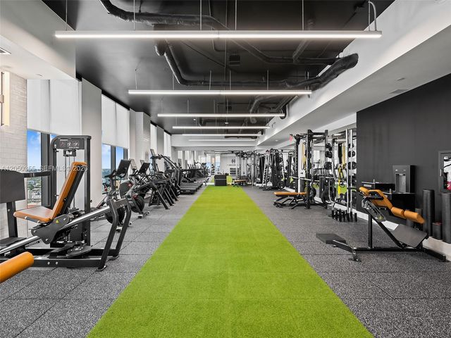 121 NE 5th St 3704, Miami, FL 33132