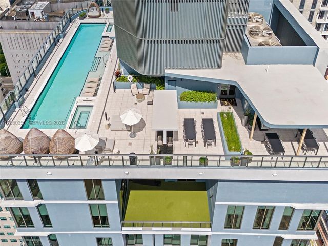 121 NE 5th St 3704, Miami, FL 33132