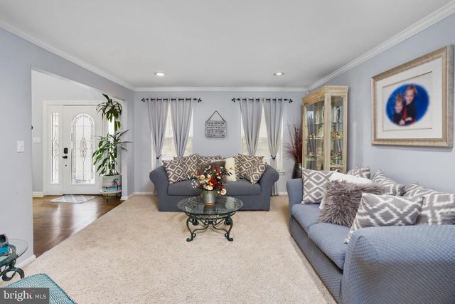 5 LAUREL TREE DR, Westampton, NJ 08060