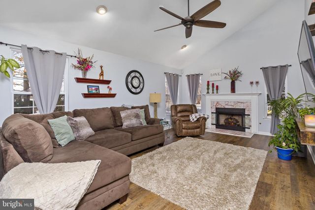 5 LAUREL TREE DR, Westampton, NJ 08060