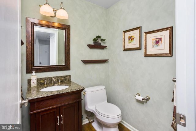 5 LAUREL TREE DR, Westampton, NJ 08060