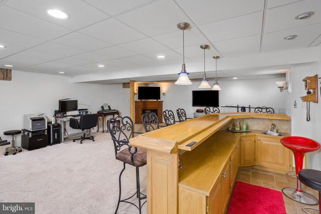 5 LAUREL TREE DR, Westampton, NJ 08060