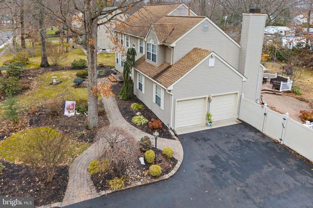 5 LAUREL TREE DR, Westampton, NJ 08060