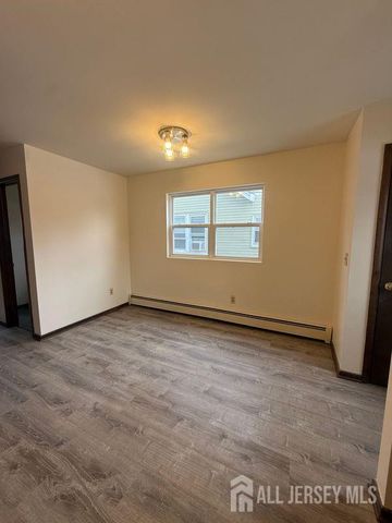 710-712 Drake Avenue 712, Middlesex, NJ 08846