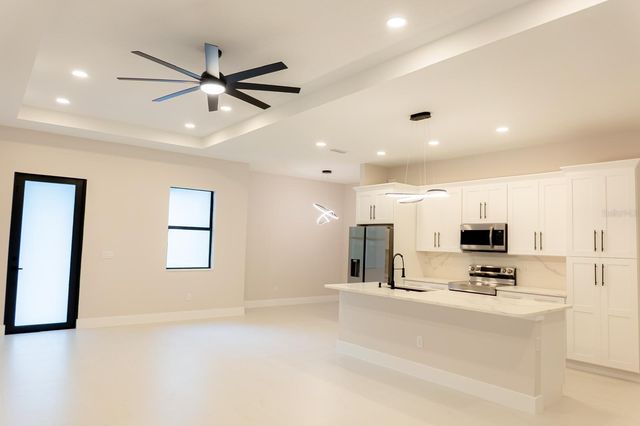 14284 CEDARWOOD AVENUE, Brooksville, FL 34614