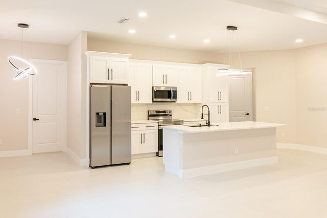 14284 CEDARWOOD AVENUE, Brooksville, FL 34614