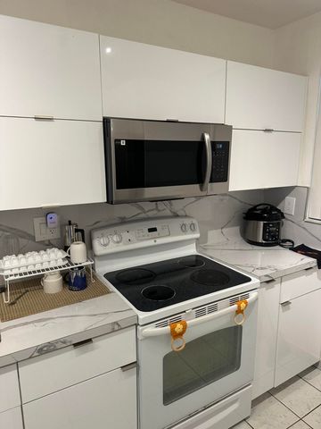 8409 Forest Hills Drive 205, Coral Springs, FL 33065