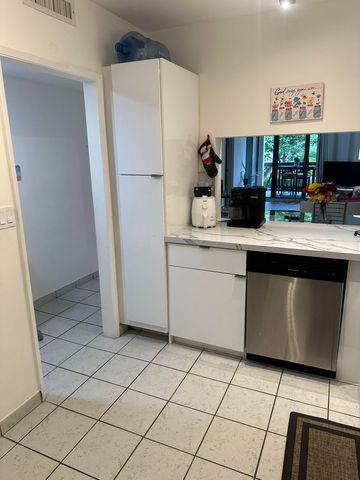8409 Forest Hills Drive 205, Coral Springs, FL 33065