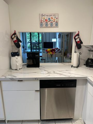 8409 Forest Hills Drive 205, Coral Springs, FL 33065