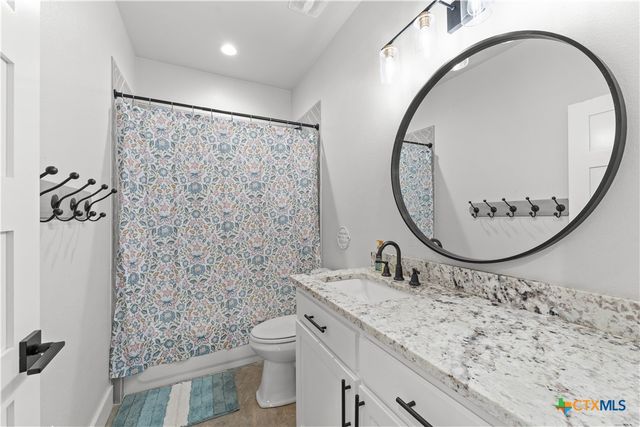 13487 Wedel Cemetery Road, Rogers, TX 76569
