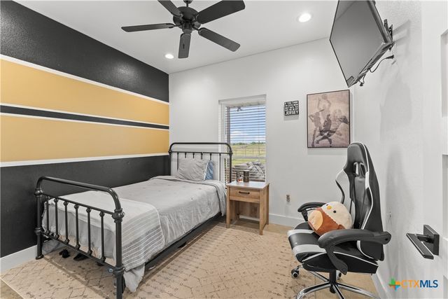 13487 Wedel Cemetery Road, Rogers, TX 76569