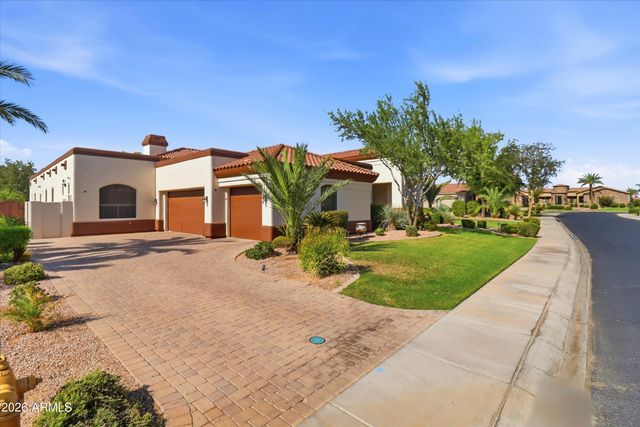 4406 E CAPRICORN Place, Chandler, AZ 85249