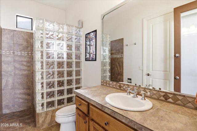 4406 E CAPRICORN Place, Chandler, AZ 85249